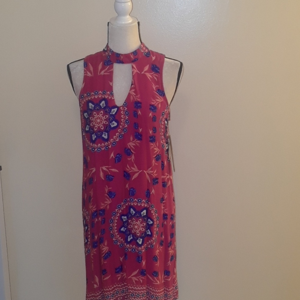 Sleeveless Trapeze Dress